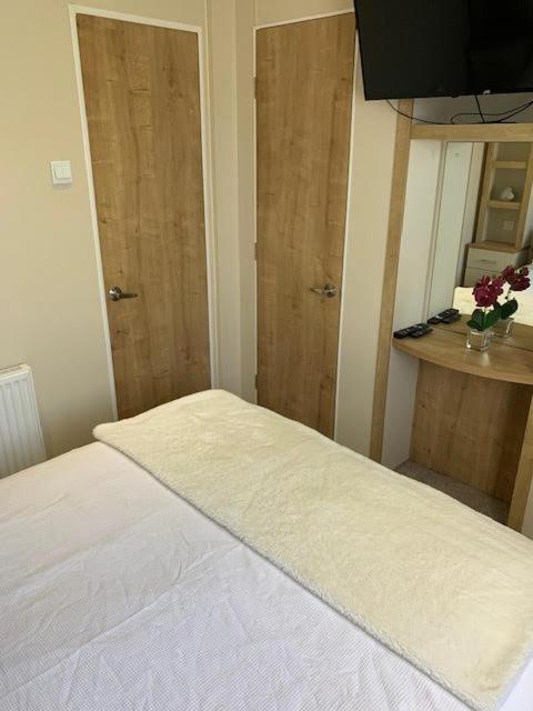 Newbeach Holiday Park - Greenfields Dymchurch Bagian luar foto