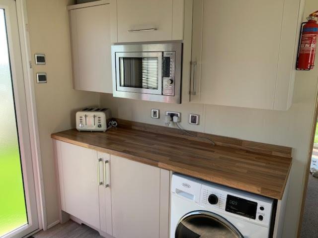 Newbeach Holiday Park - Greenfields Dymchurch Bagian luar foto